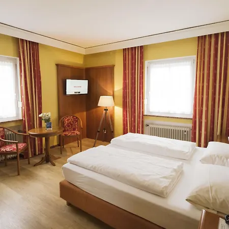 Alpenstadthotels فندق 4*