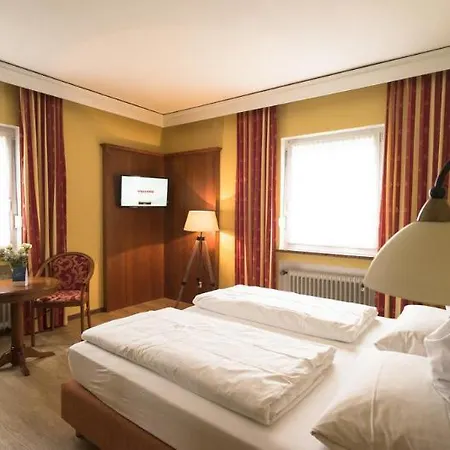 فندق Alpenstadthotels 4*